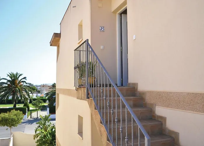 Gorgeous Apartment In Vinaros